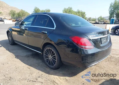 2020 Mercedes-Benz C 300 from USA, damaged, VIN W1KWF8DB1LR571229